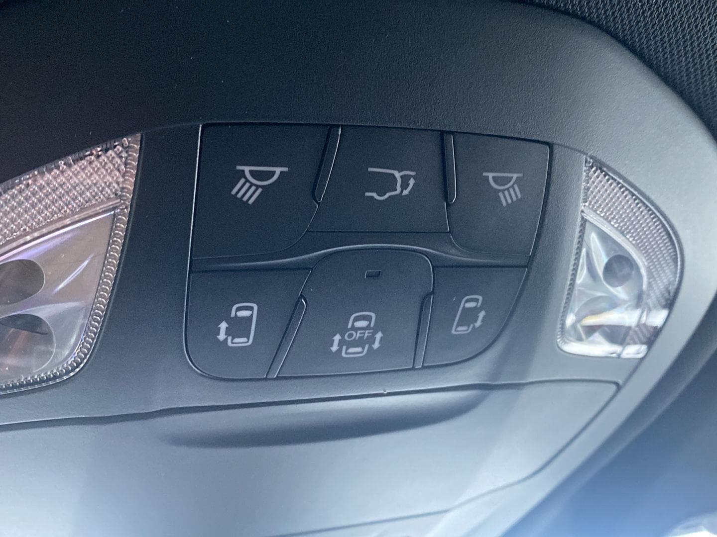2026 Chrysler Pacifica Select - Photo 14