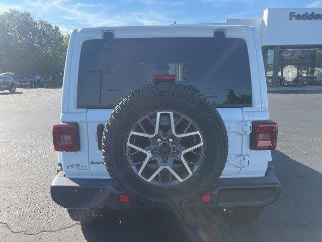 2025 Jeep Wrangler 4-Door Sahara - Photo 22