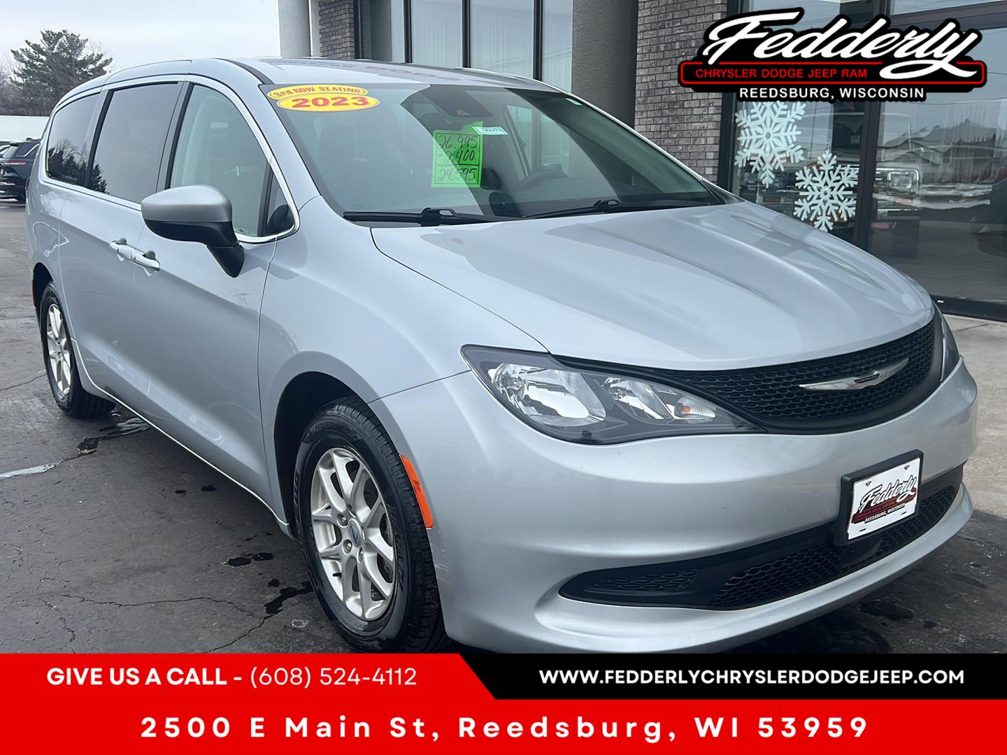 2023 Chrysler Voyager LX