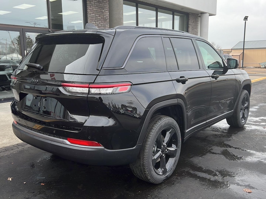 New 2026 Jeep Grand Cherokee Limited Sport Utility