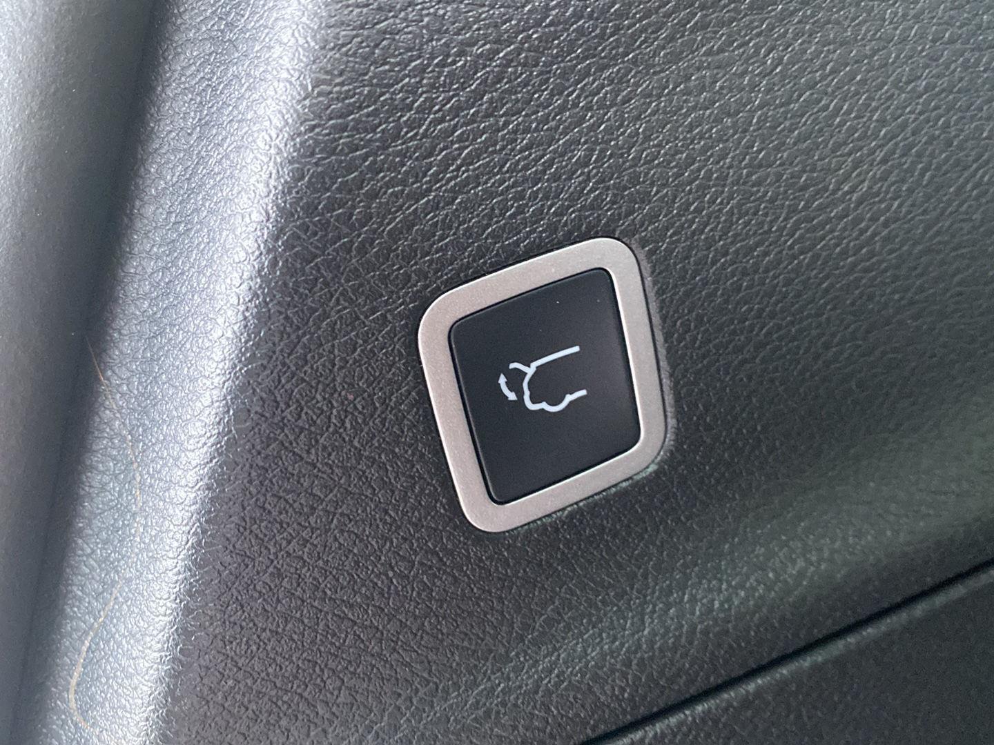 2026 Chrysler Pacifica Select - Photo 19