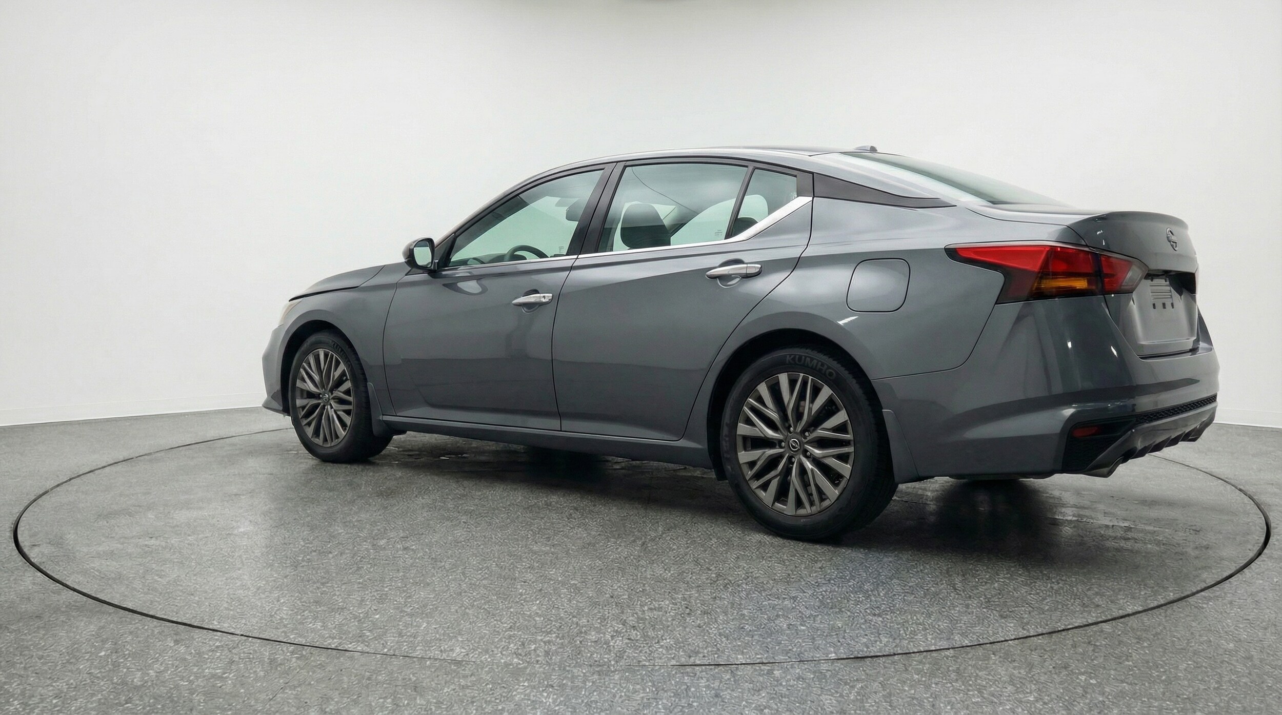 Thumbnail: 2025 Nissan Altima - 5