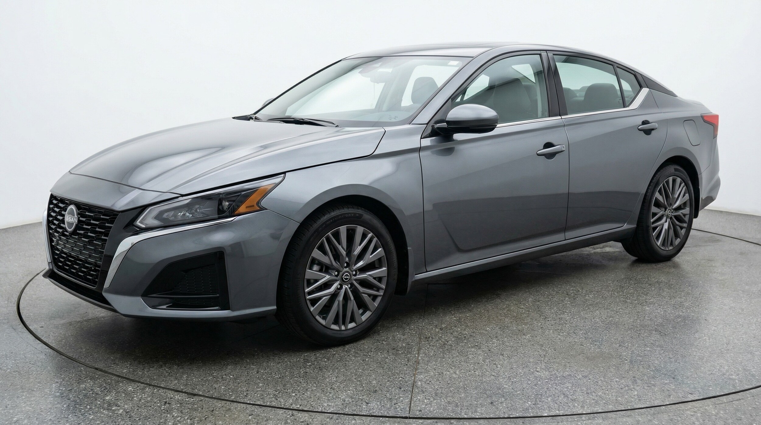 Thumbnail: 2025 Nissan Altima - 3