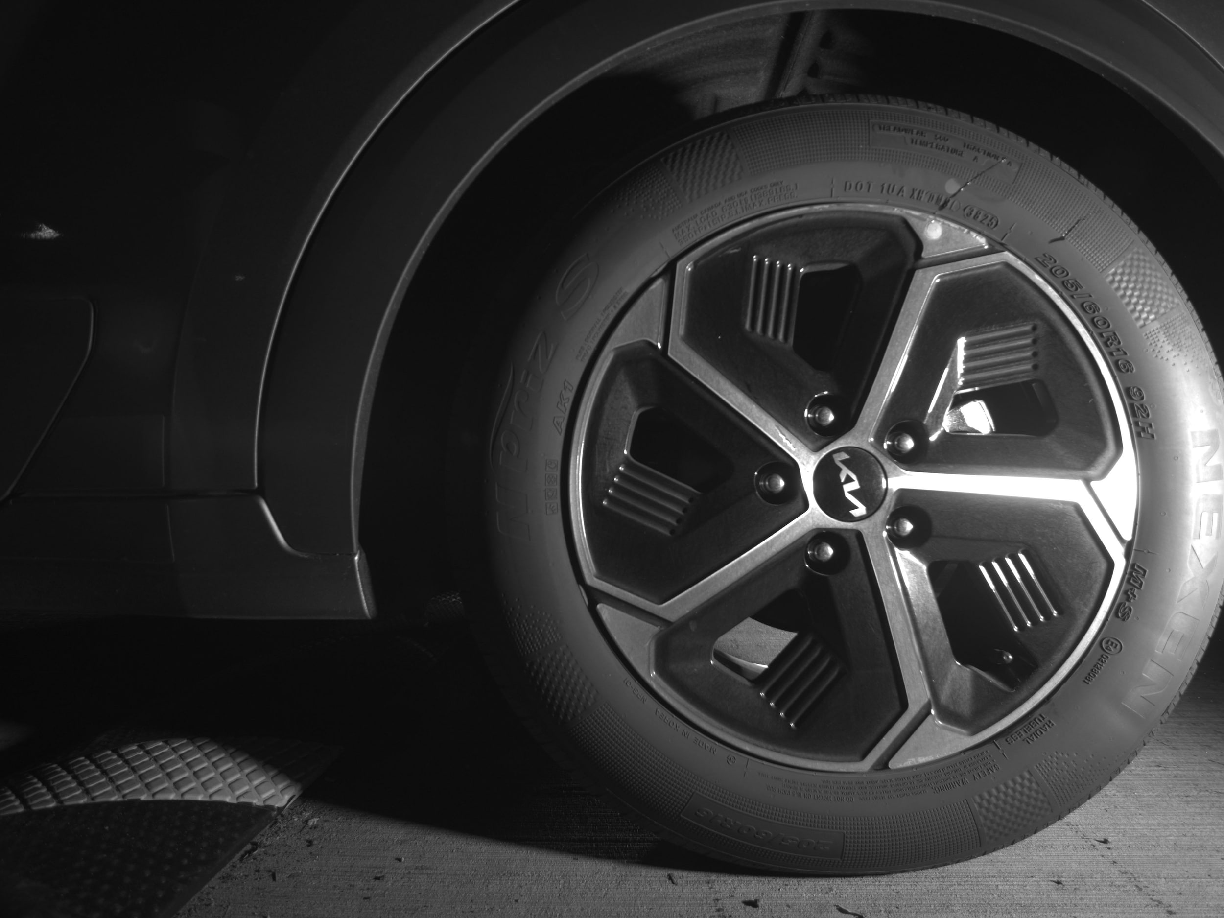 Thumbnail: 2026 Kia Niro - 14