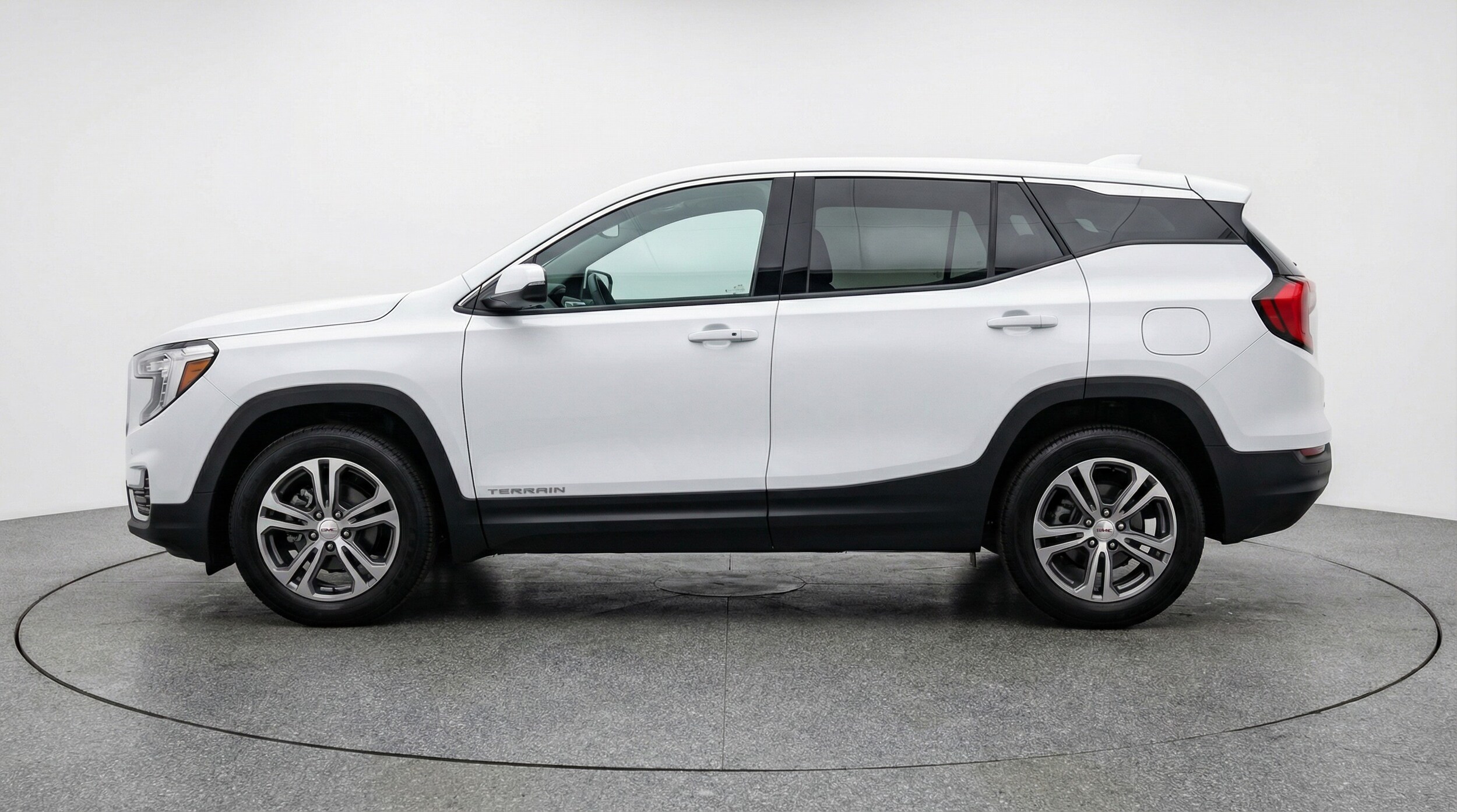 Thumbnail: 2024 GMC Terrain - 4