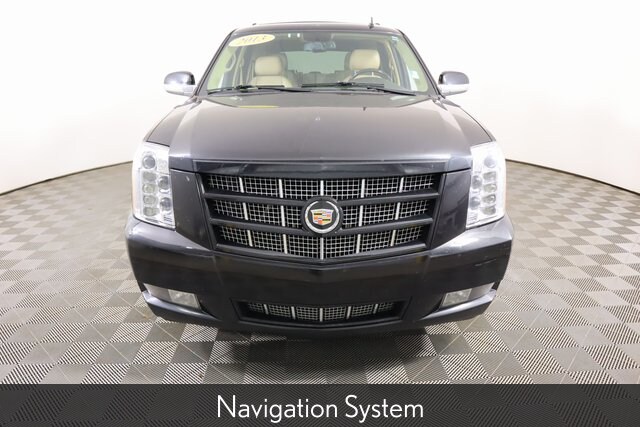 Used 2013 Cadillac Escalade Premium with VIN 1GYS4CEF8DR117381 for sale in Midland, MI