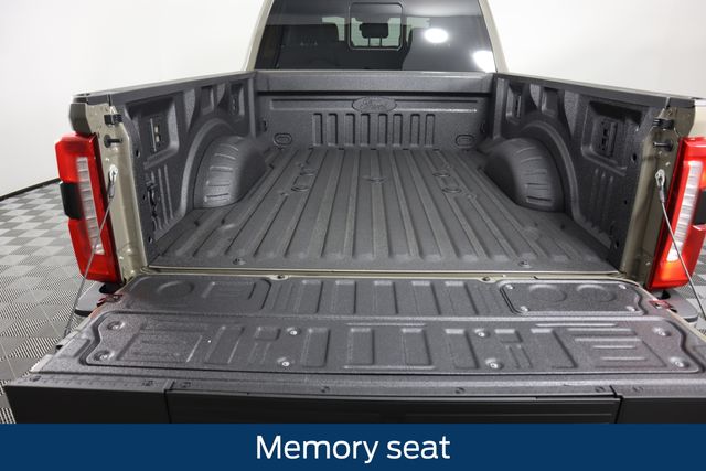 2026 Ford F-350 Super Duty Lariat - Photo 30