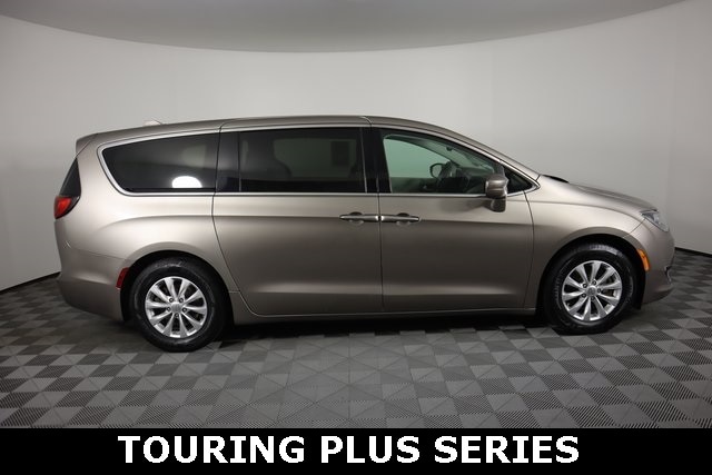 Used 2018 Chrysler Pacifica Touring Plus with VIN 2C4RC1FG7JR174115 for sale in Grayling, MI