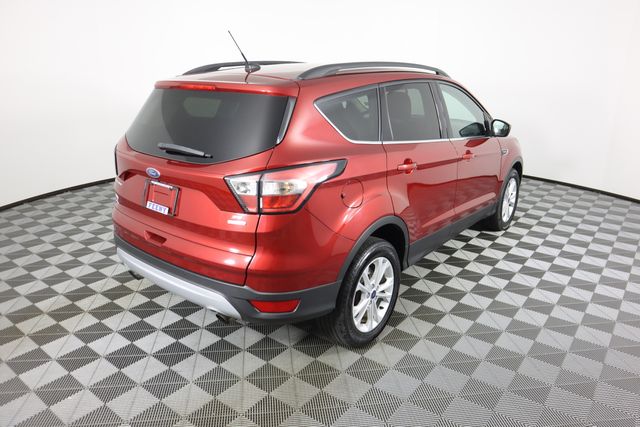 2017 Ford Escape SE photo 2
