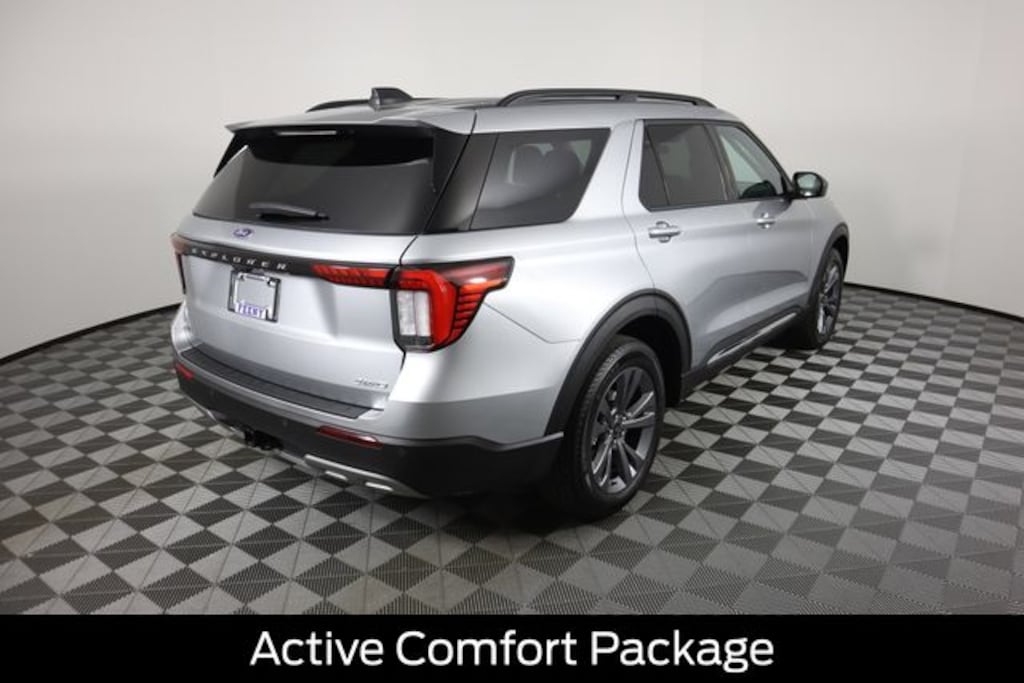 Used 2025 Ford Explorer Active SUV