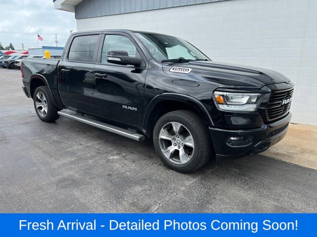 2022 RAM 1500 Laramie 4x4 Crew Cab 5'7's photo