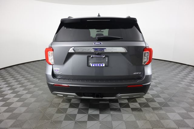 2023 Ford Explorer XLT photo 3