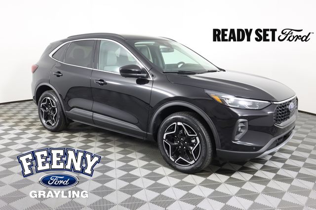 2026 Ford Escape Platinum's photo