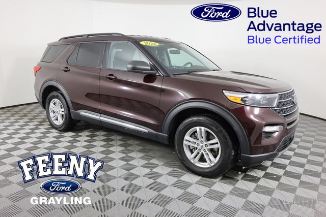 2022 Ford Explorer XLT's photo