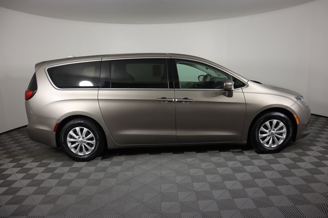 Used 2018 Chrysler Pacifica Touring Plus with VIN 2C4RC1FG7JR174115 for sale in Grayling, MI
