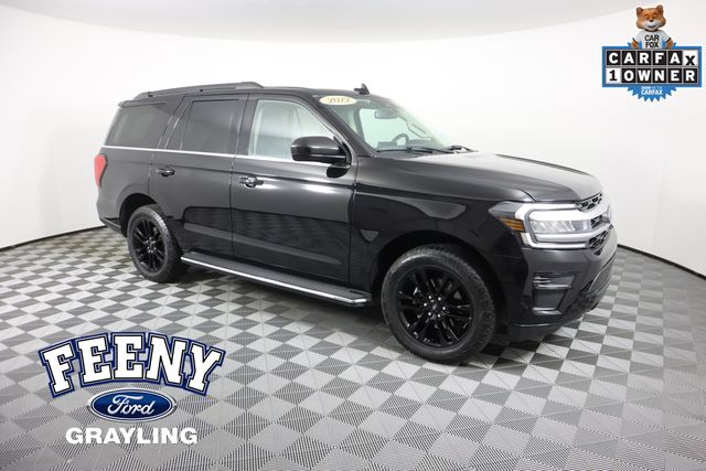 2022 Ford Expedition XLT's photo