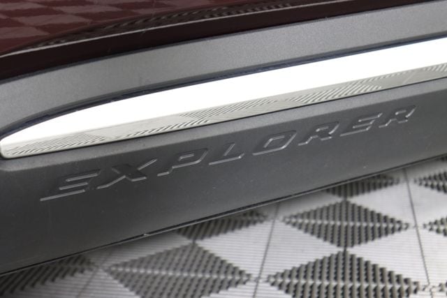 2022 Ford Explorer Limited - Photo 21