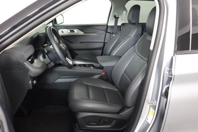 2025 Ford Explorer Active - Photo 31