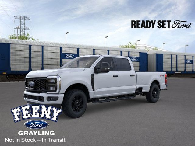 2026 Ford F-350 Super Duty XL's photo