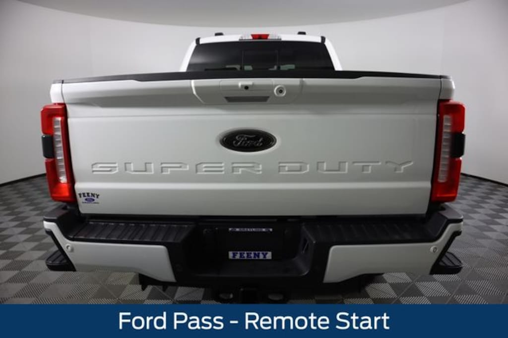 New 2026 Ford F-350SD Lariat Truck