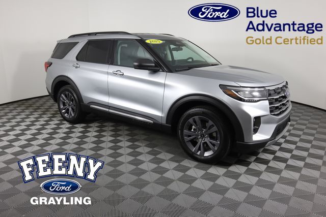 2025 Ford Explorer Active's photo