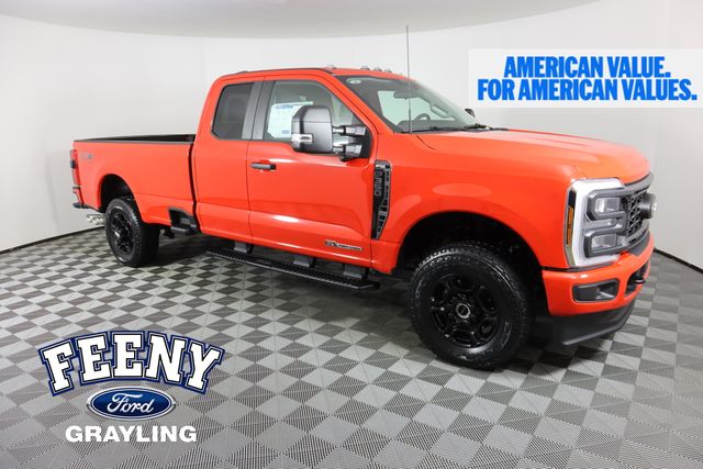 2026 Ford F-350 XL 4x4 SuperCab 8' Box SRW's photo