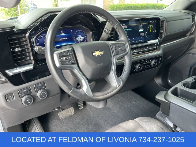 2024 Chevrolet Silverado 1500 LT - Photo 10