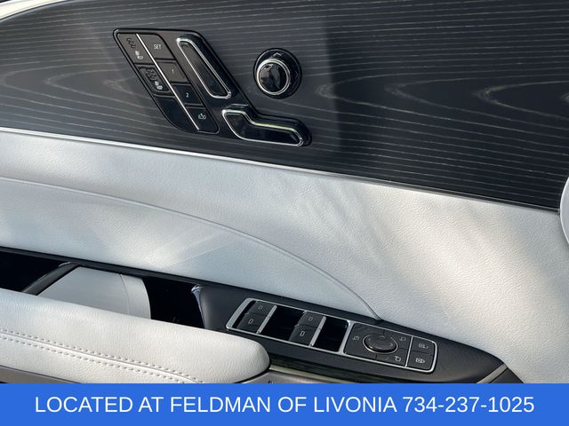 2024 Cadillac LYRIQ Sport 1 - Photo 23