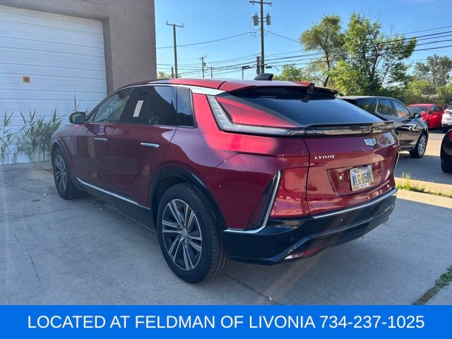 Used 2024 Cadillac LYRIQ Luxury 3 with VIN 1GYKPSRL2RZ124707 for sale in Vermilion, OH