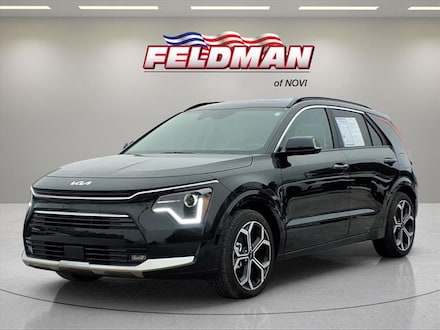 2024 Kia Niro EX Touring SUV