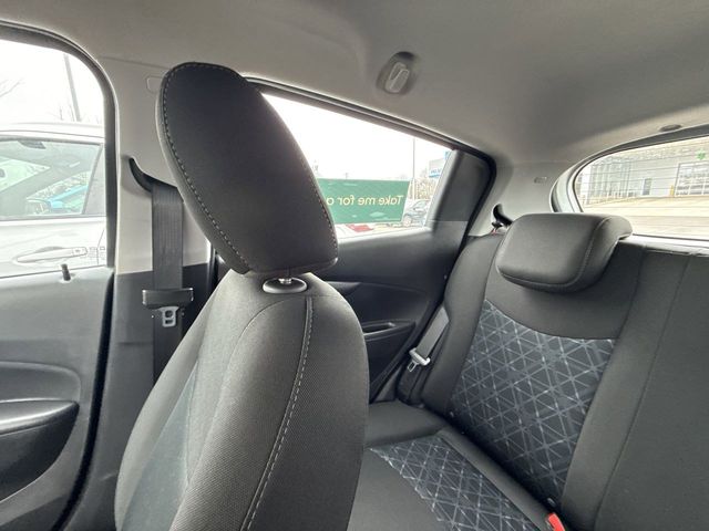 2022 Chevrolet Spark 1LT - Photo 15