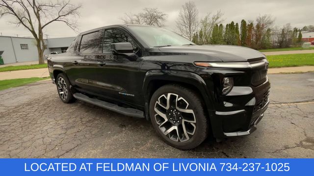 Used 2024 Chevrolet Silverado EV RST with VIN 1GC40ZEL2RU000211 for sale in Vermilion, OH