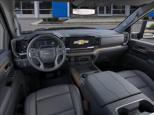 2026 Chevrolet Silverado 3500 HD LT - Photo 15