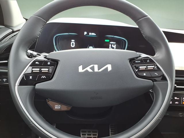 2024 Kia Niro EX Touring - Photo 31