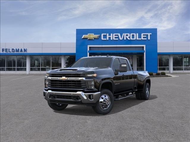 2026 Chevrolet Silverado 3500 HD LT - Photo 8