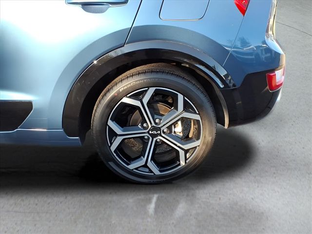 2024 Kia Niro EX Touring - Photo 10