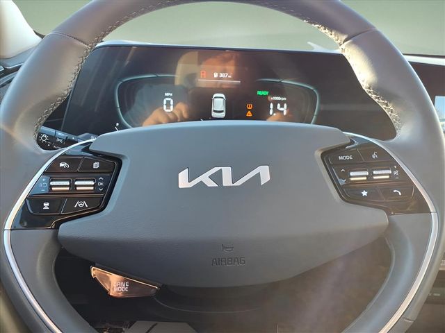 2024 Kia Niro EX Touring - Photo 32