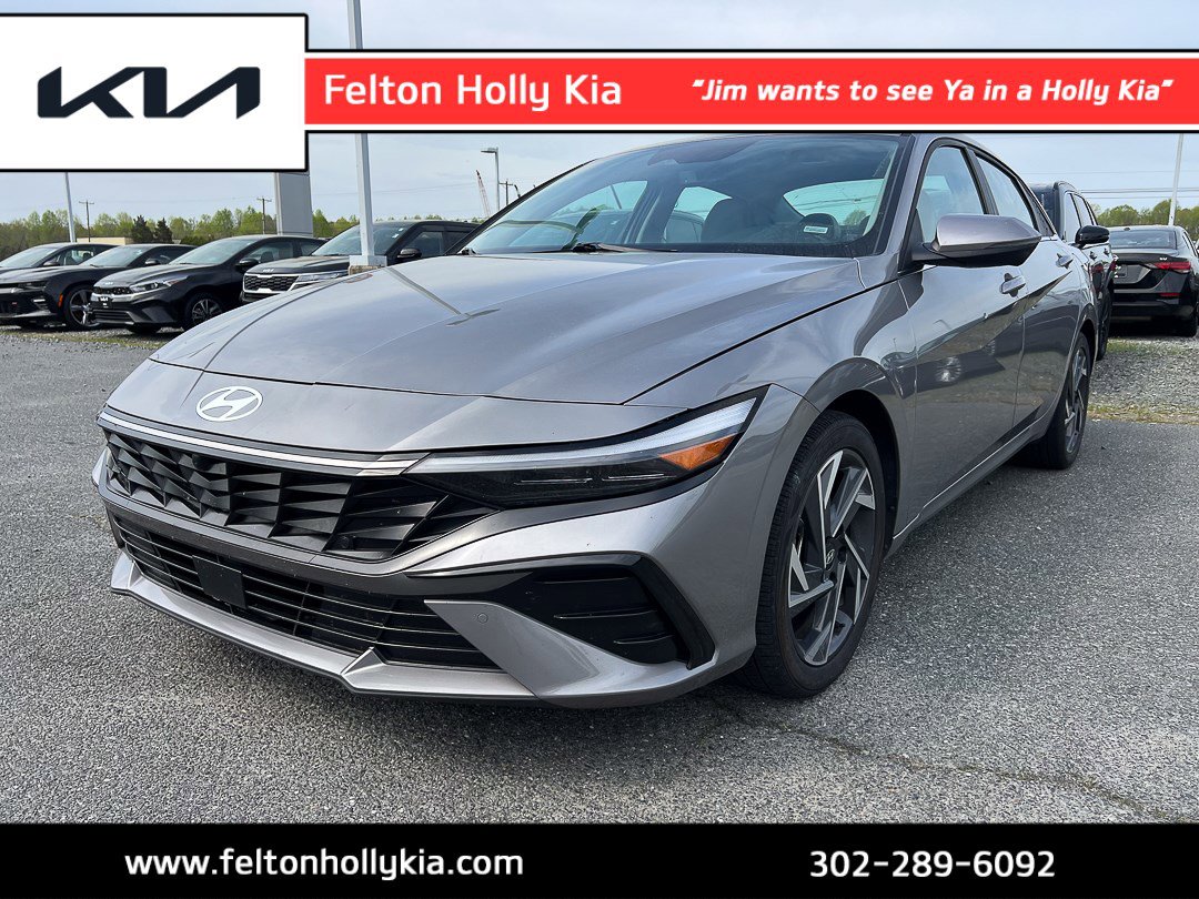 2024 Hyundai Elantra 2.0 Limited IVT's photo