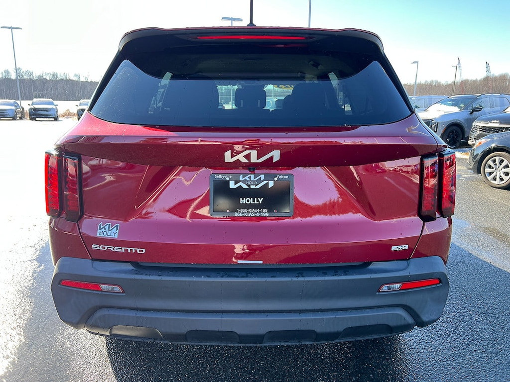 Used 2023 Kia Sorento LX SUV