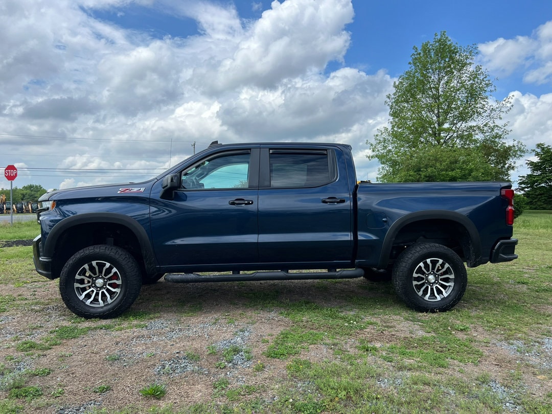 Used 2020 Chevrolet Silverado 1500 LT Trail Boss with VIN 3GCPYFEDXLG142717 for sale in Felton, DE