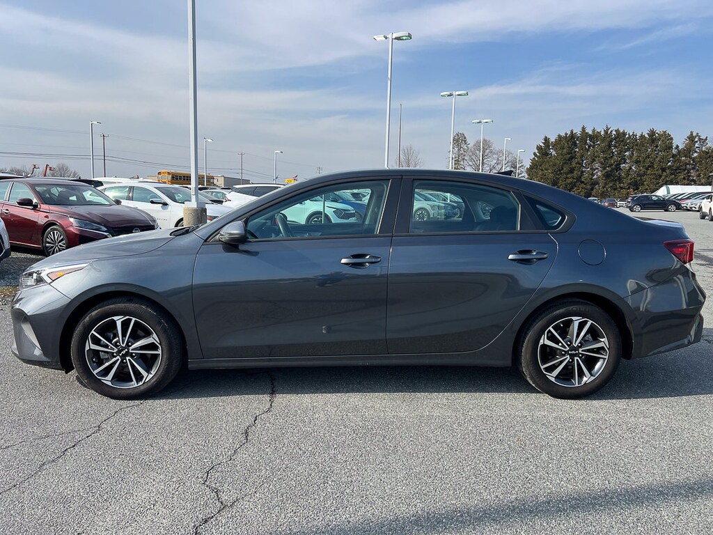 Used 2024 Kia Forte LXS Sedan