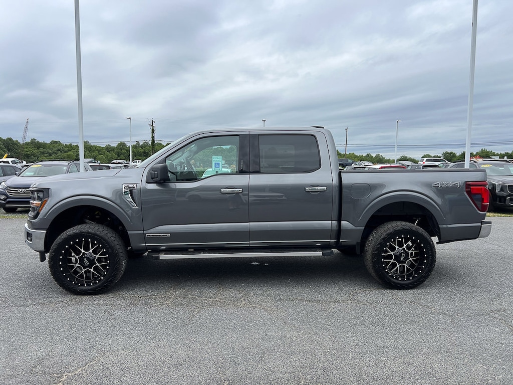 Used 2024 Ford F-150 XLT Truck SuperCrew Cab