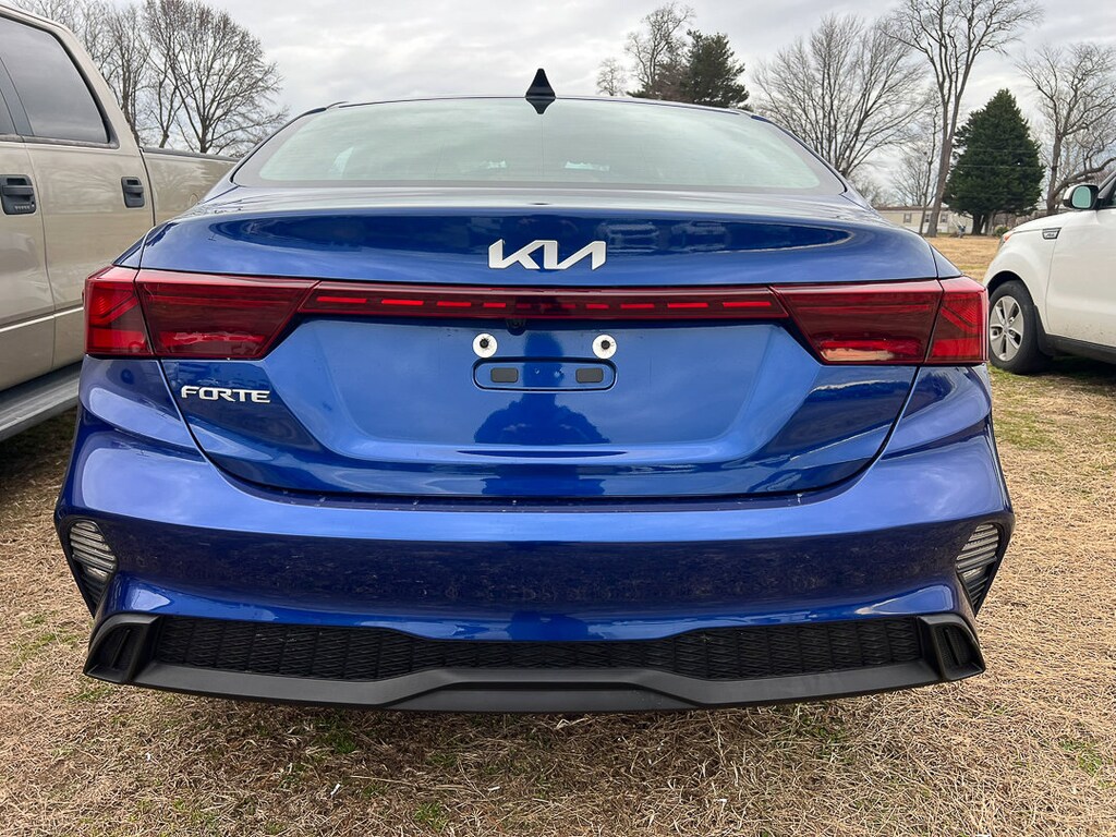 Used 2023 Kia Forte LXS Sedan