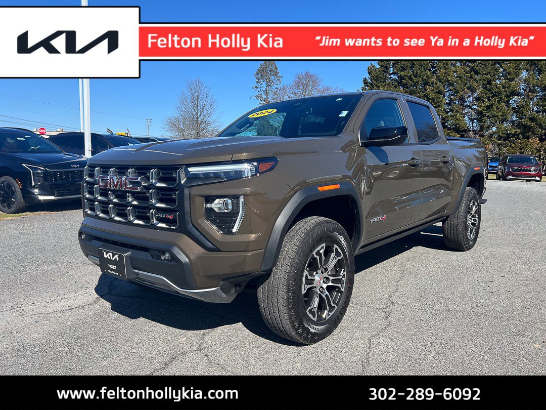 2024 GMC Canyon AT4 4WD Crew Cab Short Box's photo