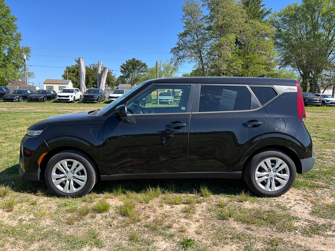 Used 2020 Kia Soul LX with VIN KNDJ23AU7L7725513 for sale in Felton, DE