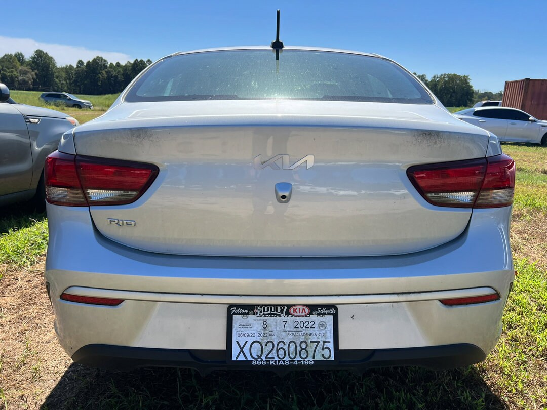 2022 Kia Rio LX photo 3