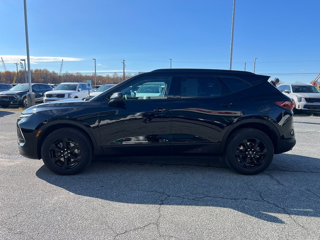 Used 2025 Chevrolet Blazer LT w/2LT SUV