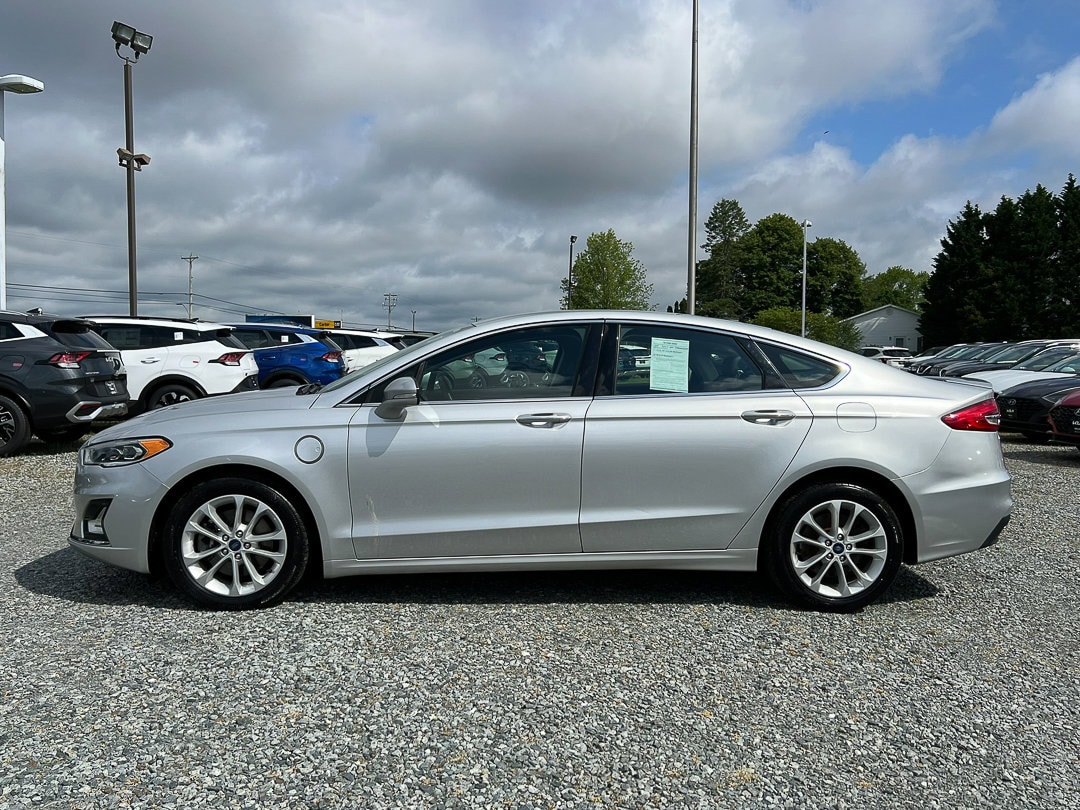 Used 2019 Ford Fusion Energi Titanium with VIN 3FA6P0SU7KR157992 for sale in Felton, DE