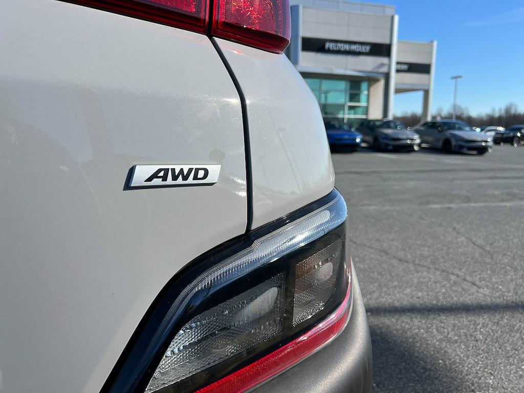 Used 2023 Hyundai Kona SEL SUV