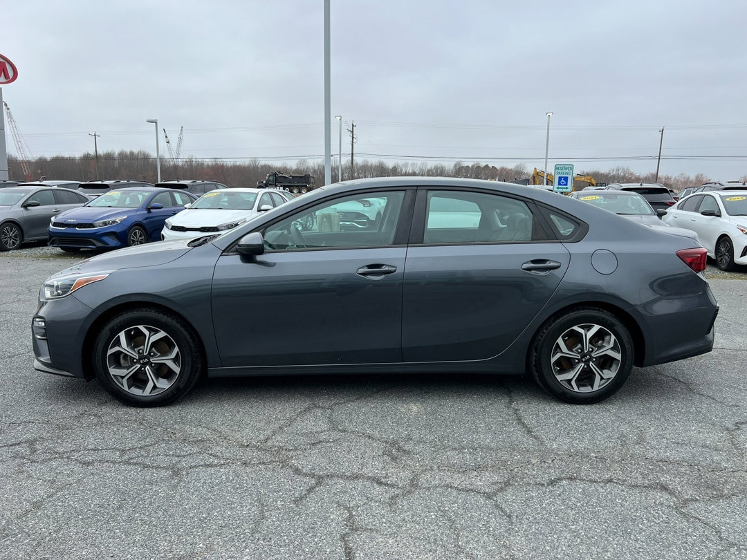 Used 2020 Kia FORTE LXS with VIN 3KPF24AD8LE184256 for sale in Felton, DE
